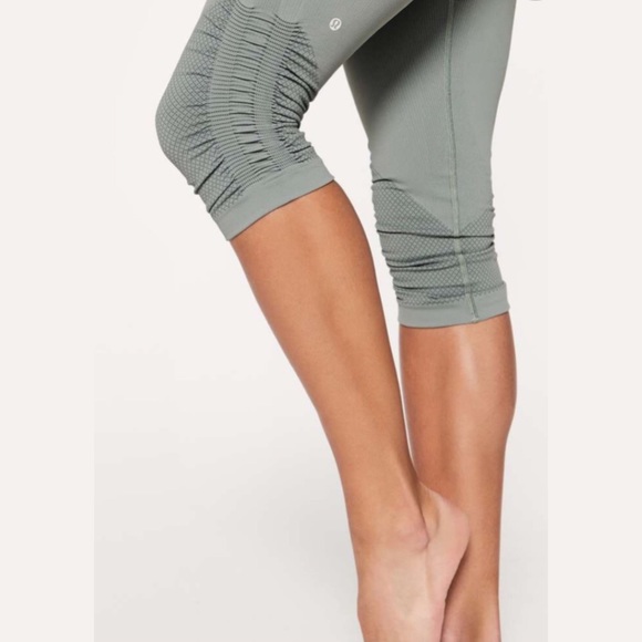 Lululemon Awakening Crop Taryn Toomey Collection - Picture 3 of 16